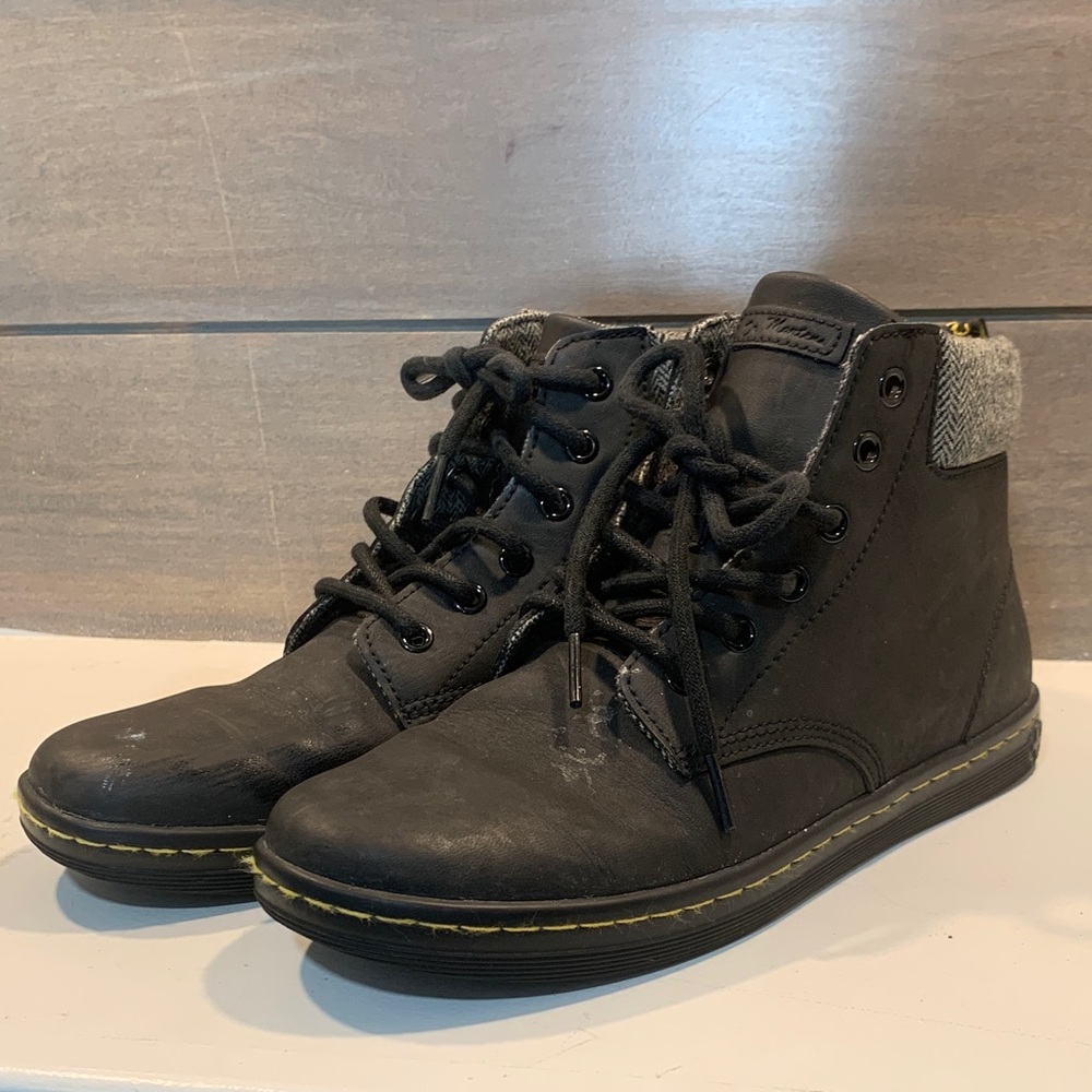 Dr. Martens Air Wair Maelly Boots Black Lace Up Size 8 Biker Goth Whimsigoth